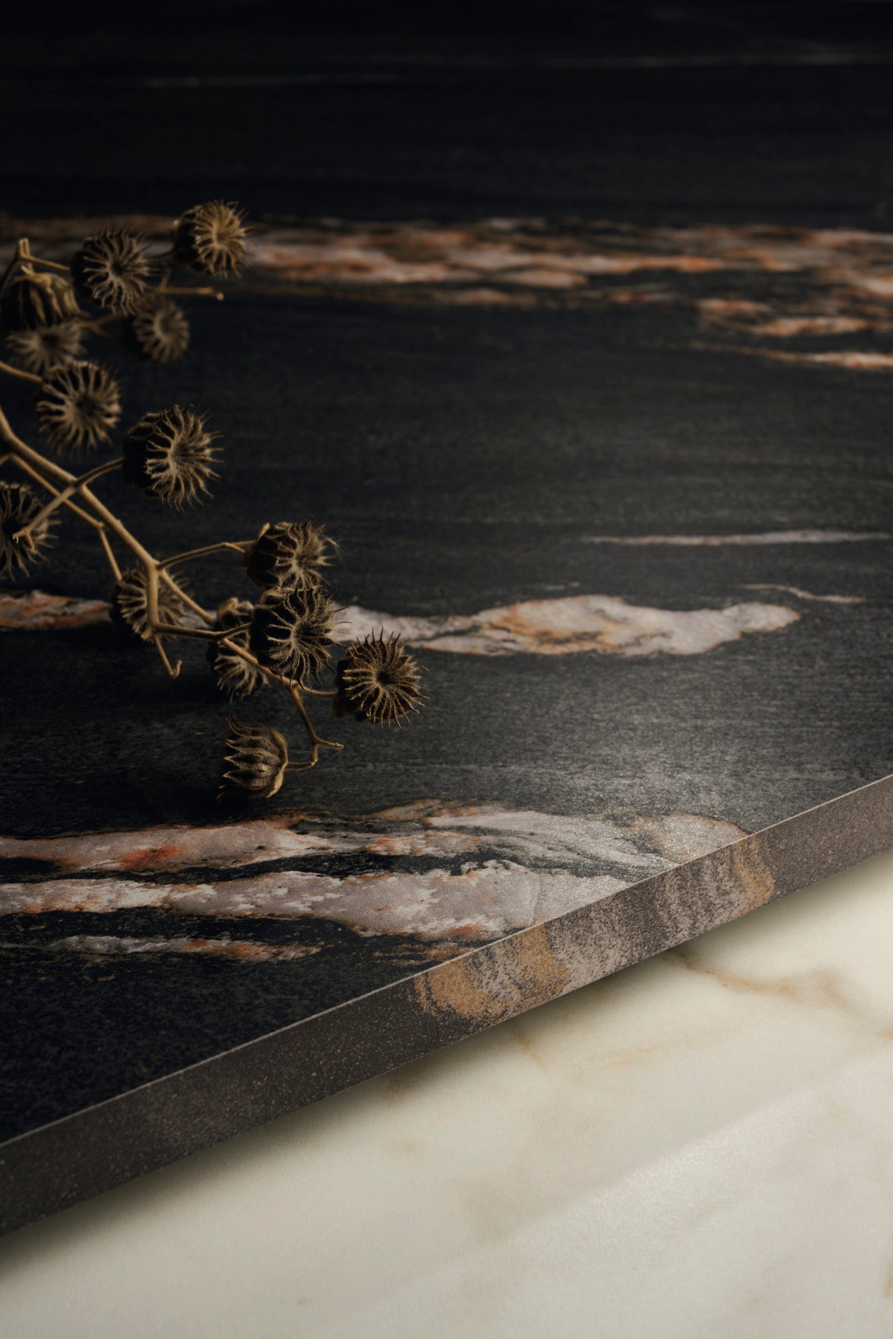 Galileo – Story Surfaces | Premium Porcelain Crafted in Italy