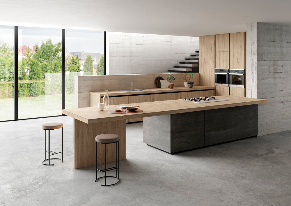 "The Prologue" Rovere Buckskin