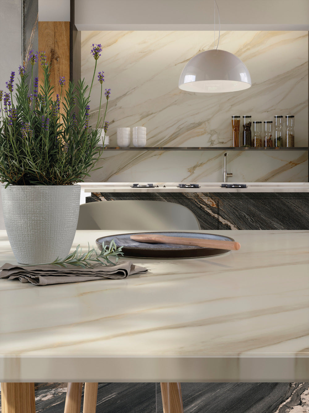 "Underbelly" Calacatta Aureo 4D